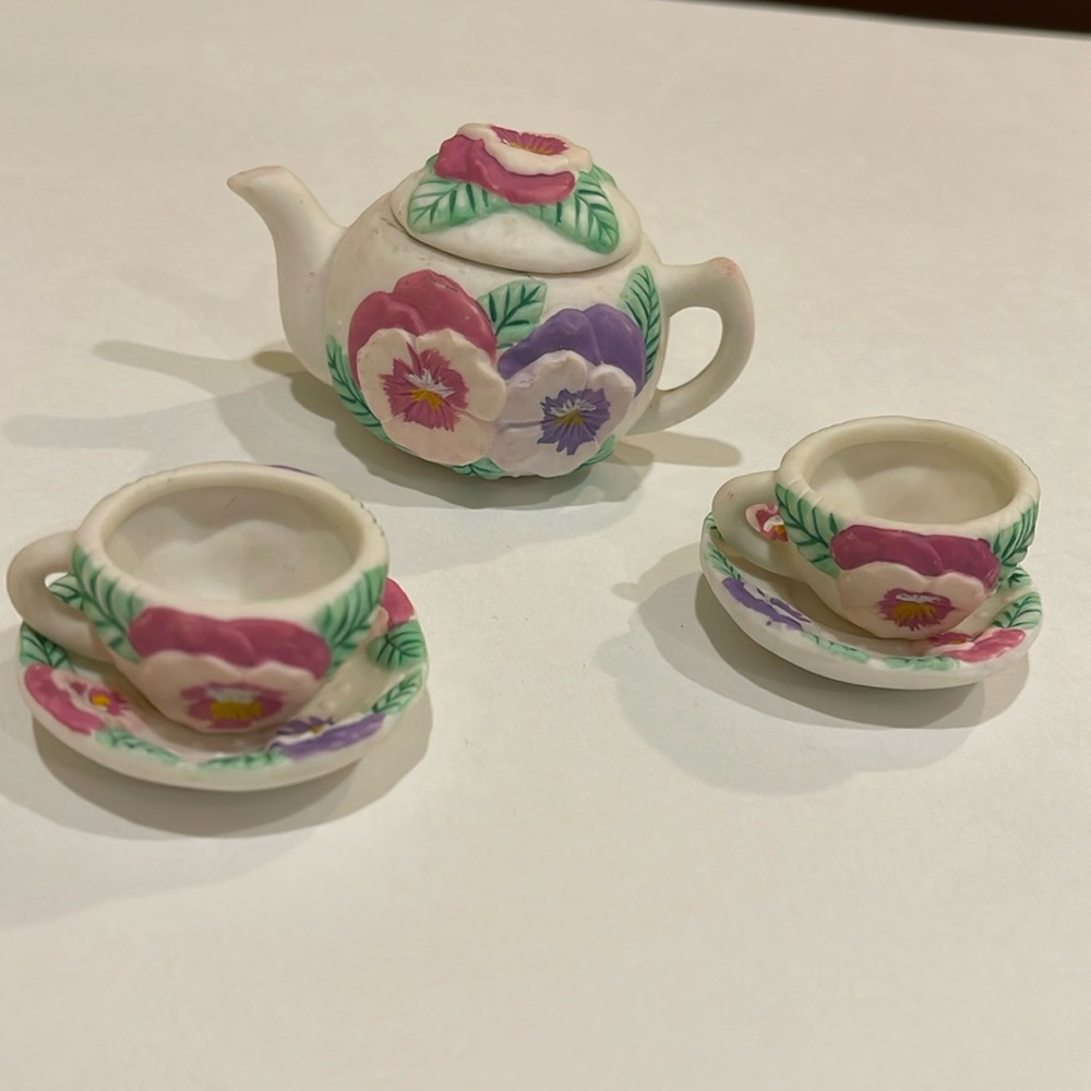 Miniature tea set